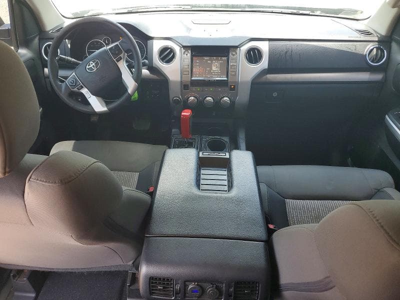 2017 TOYOTA TUNDRA SR5 8