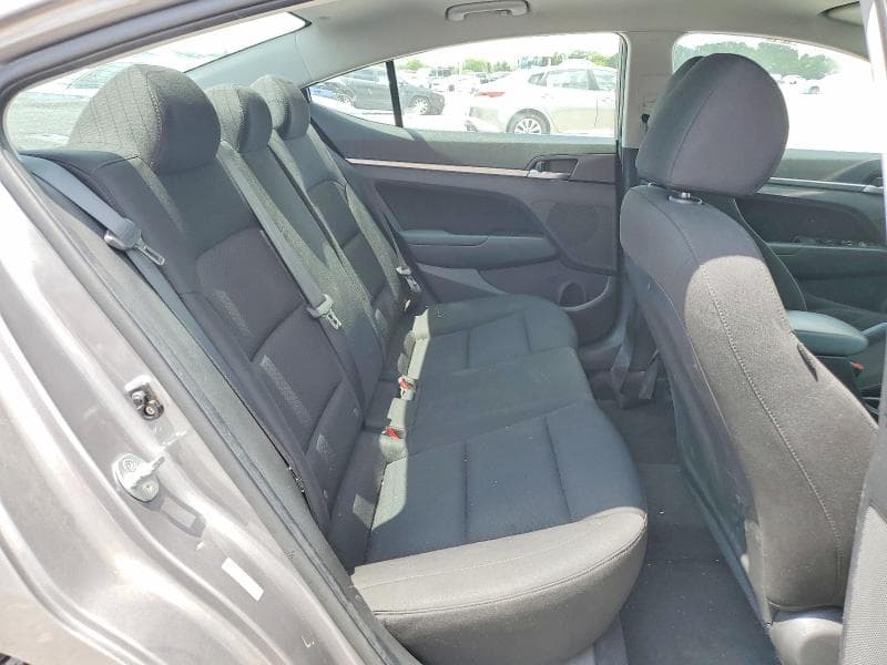 2020 HYUNDAI ELANTRA SEL 10