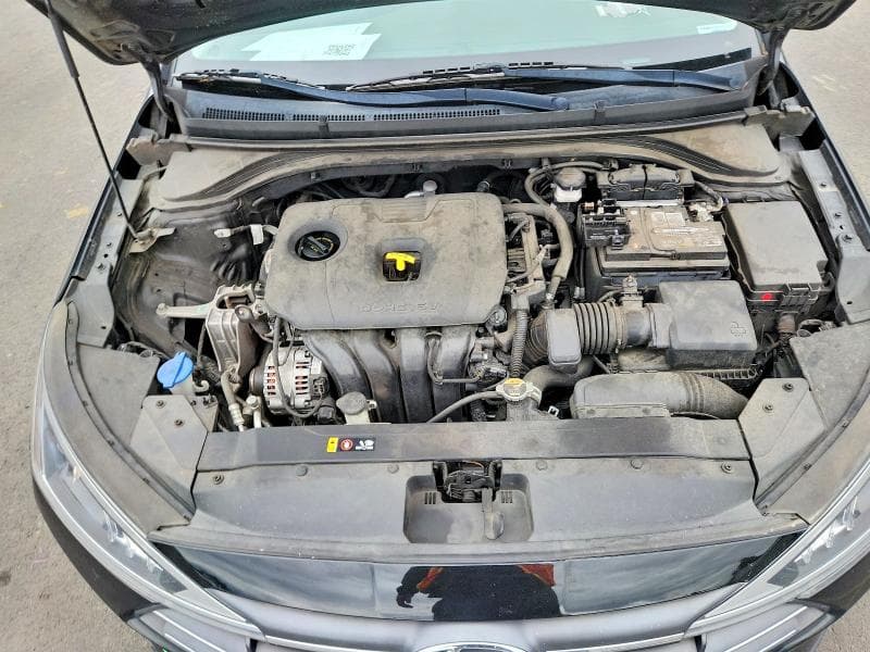 2020 HYUNDAI ELANTRA SE SE 11