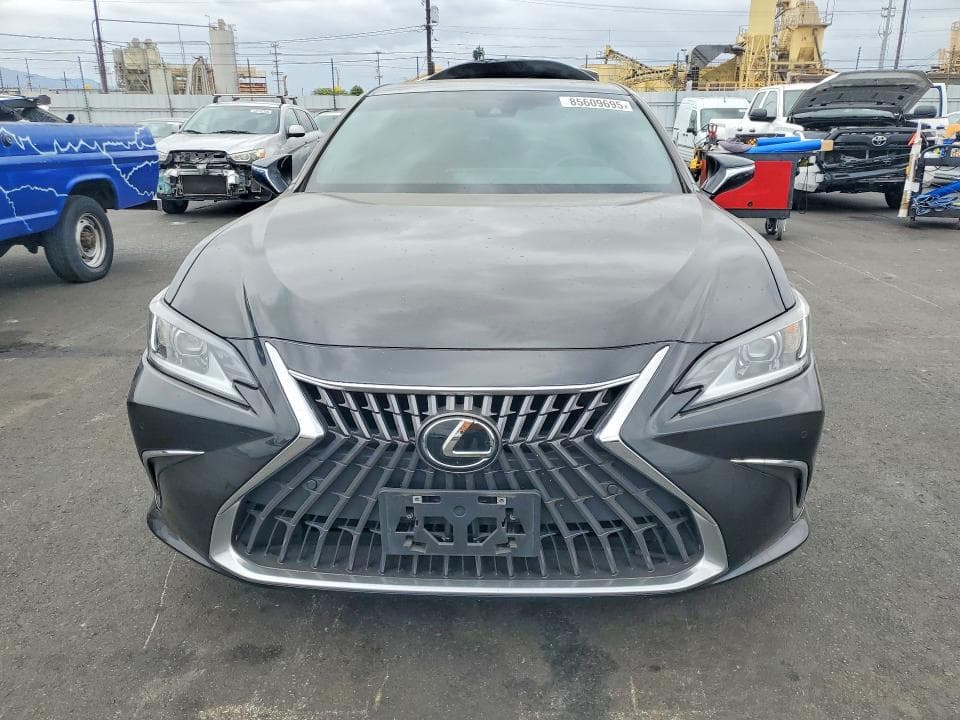 2023 LEXUS ES 300H BASE 5