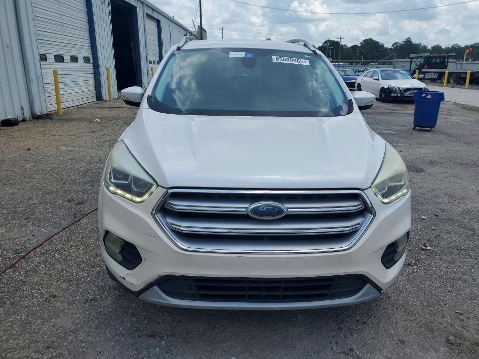 2017 FORD ESCAPE TITANIUM TITANIUM 5