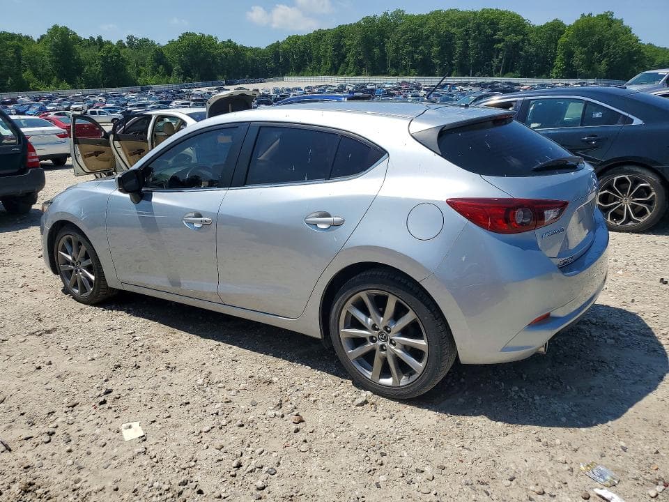 2018 MAZDA 3 TOURING 2