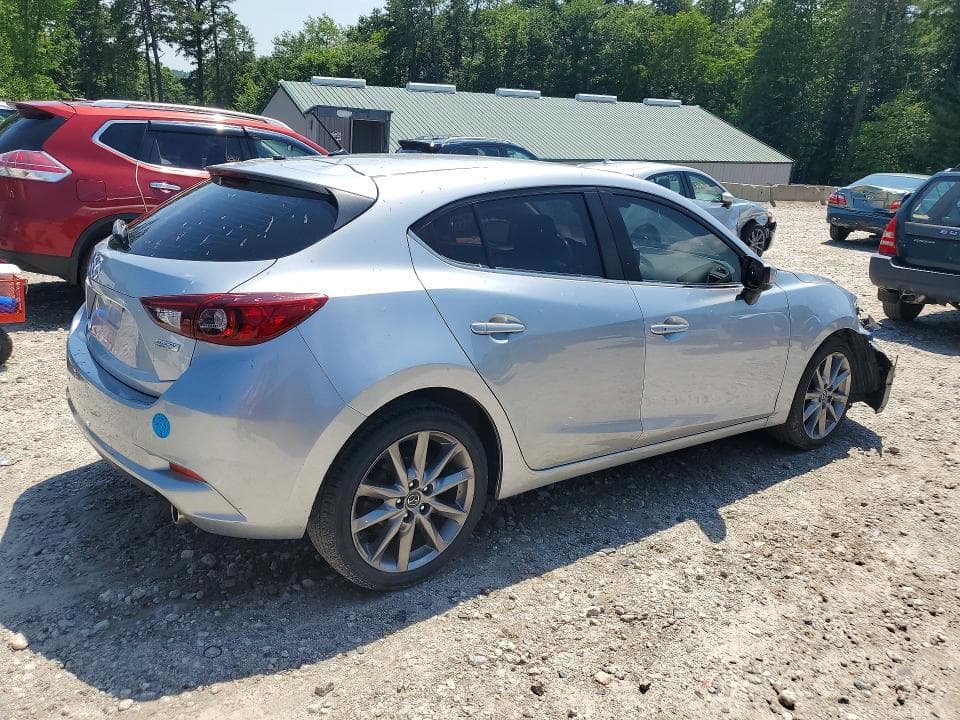 2018 MAZDA 3 TOURING 3