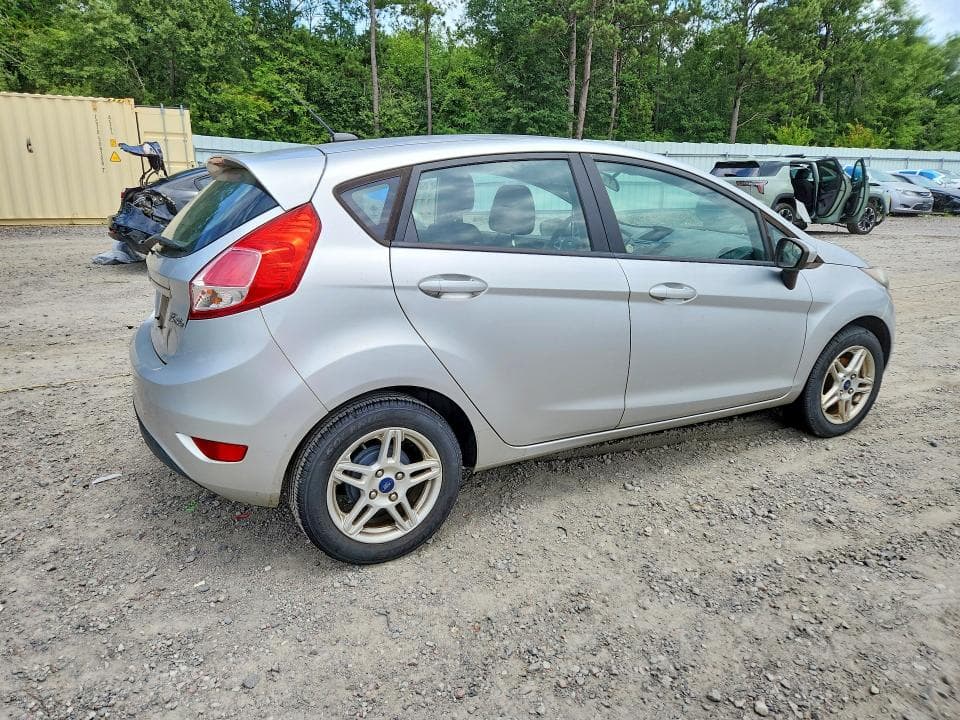 2019 FORD FIESTA SE SE 3