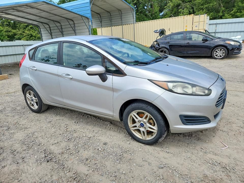 2019 FORD FIESTA SE SE 4