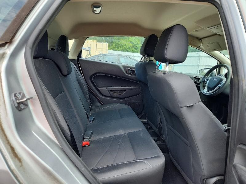 2019 FORD FIESTA SE SE 10