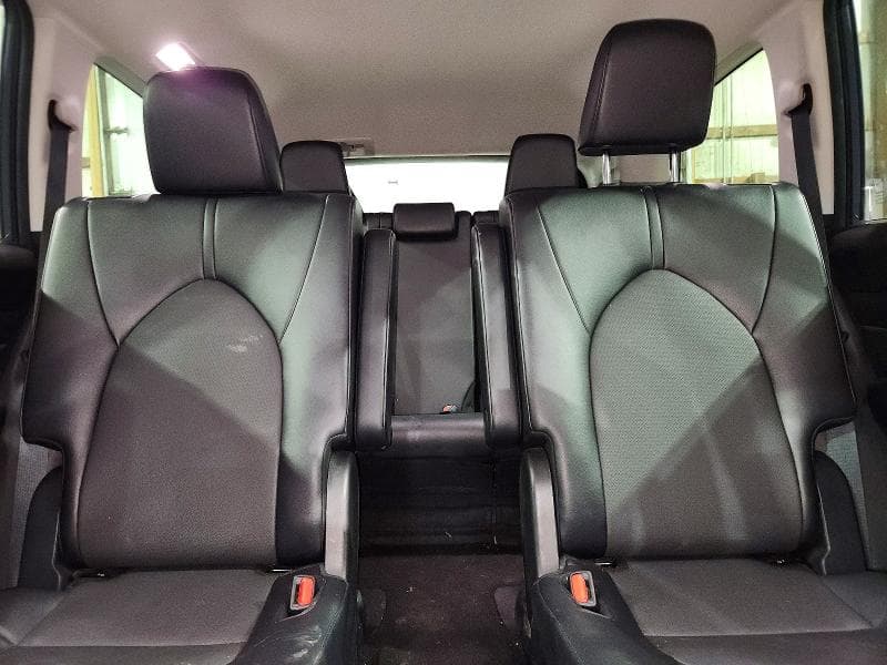 2025 TOYOTA GRAND HIGHLANDER XLE 10