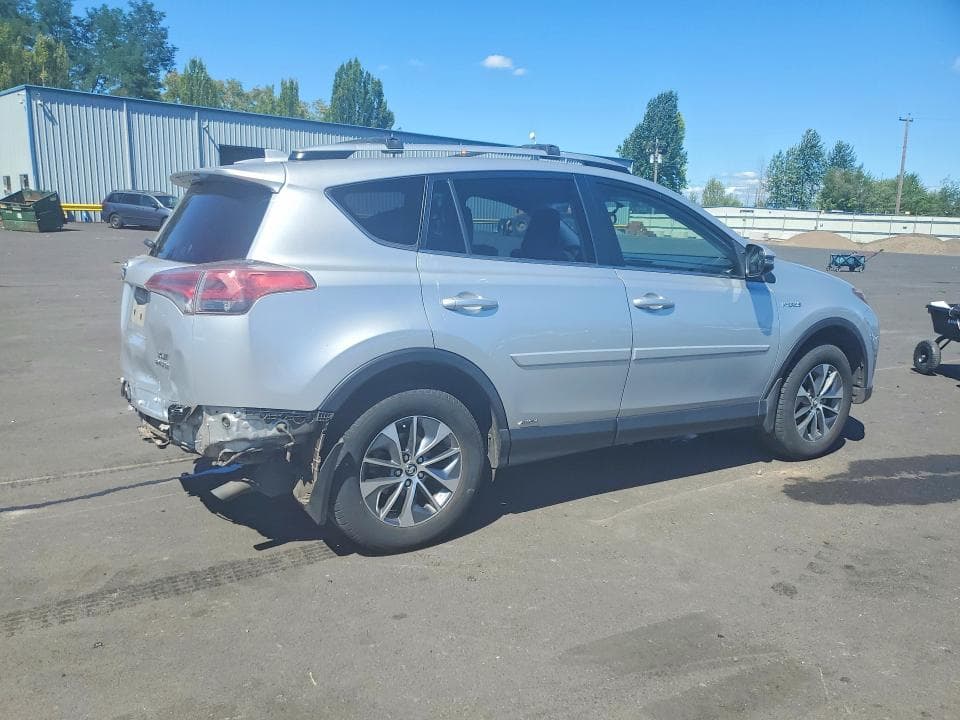 2016 TOYOTA RAV4 HV XLE XLE 3