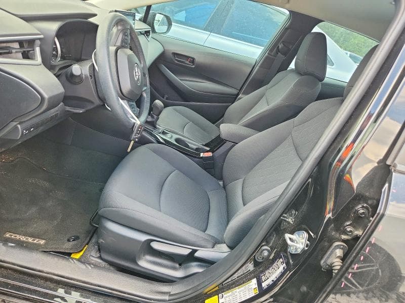2022 TOYOTA COROLLA LE LE 7