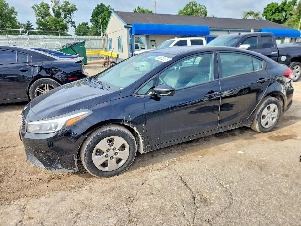 2017 KIA FORTE LX 1