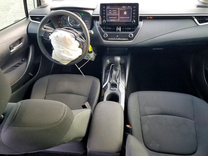 2020 TOYOTA COROLLA LE 8