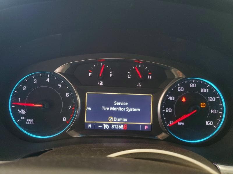 2022 CHEVROLET TRAVERSE LT LT 9