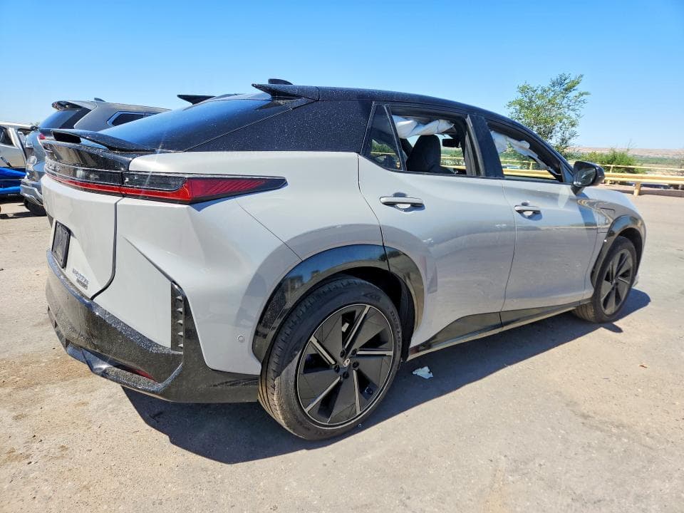 2026 LEXUS RZ 550E F SPORT 3