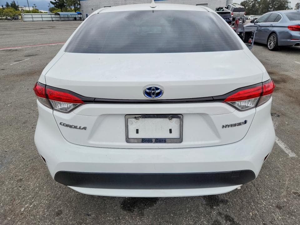 2021 TOYOTA COROLLA LE 6
