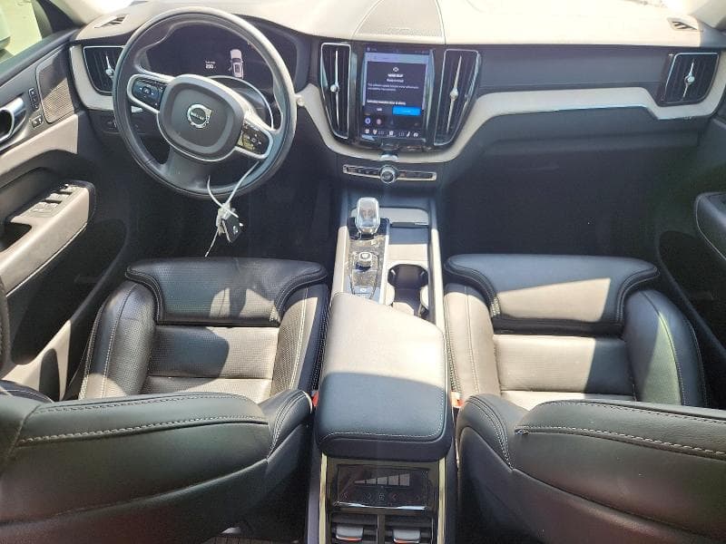 2022 VOLVO XC60 B5 INSCRIPTION 8