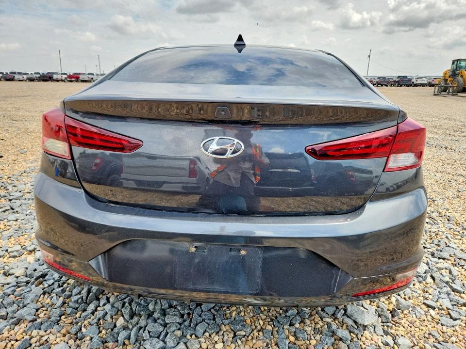 2020 HYUNDAI ELANTRA SEL 6
