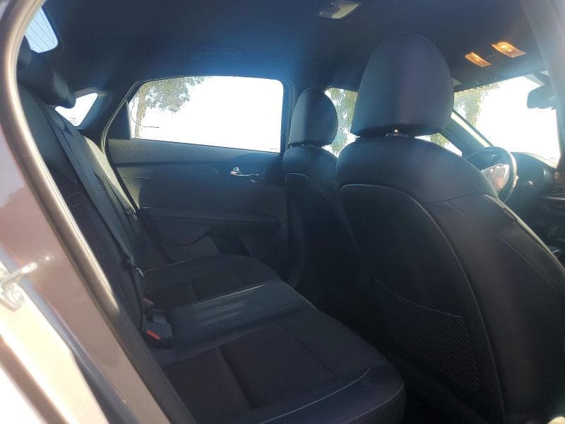2023 KIA FORTE GT LINE GT LINE 10