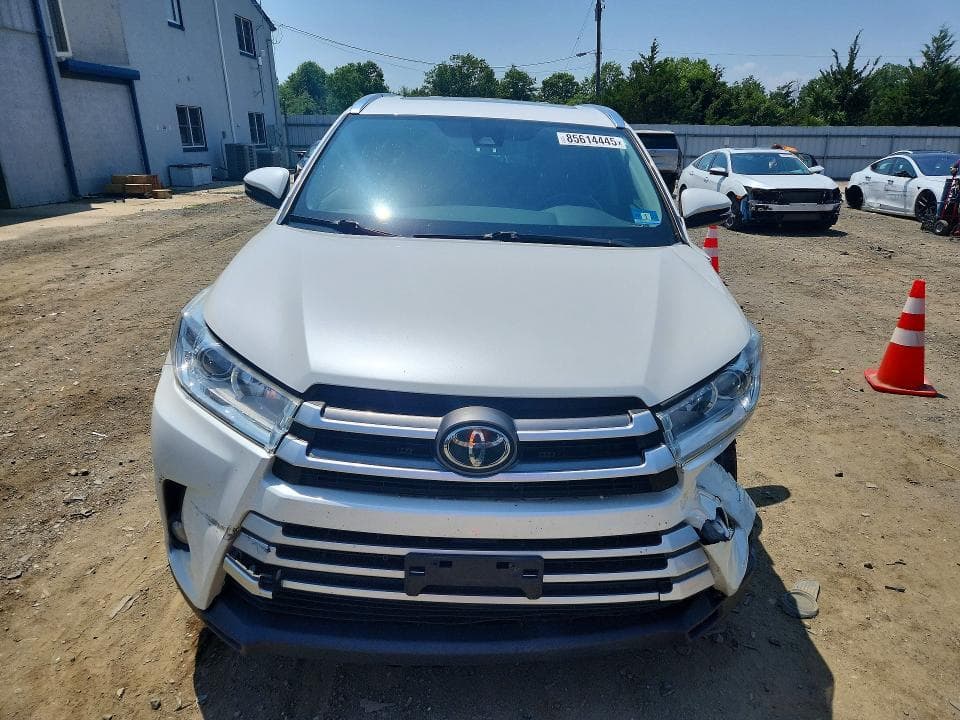 2019 TOYOTA HIGHLANDER XLE 5