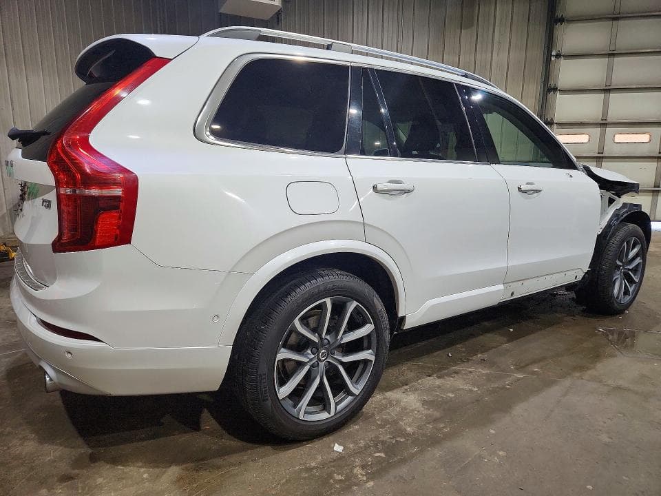 2018 VOLVO XC90 T5 T5 3