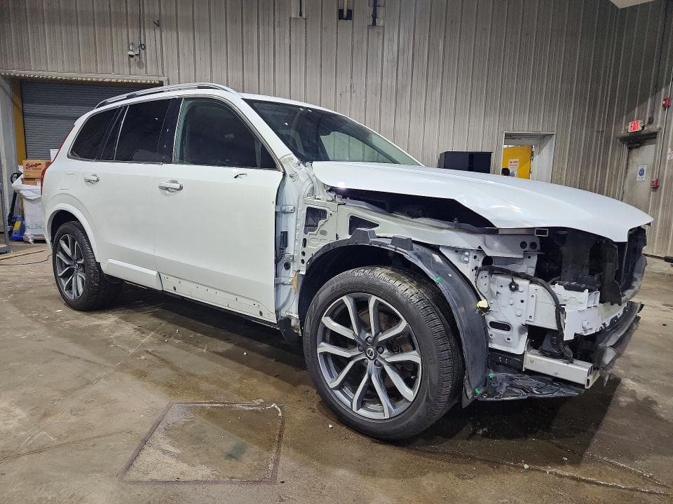 2018 VOLVO XC90 T5 T5 4