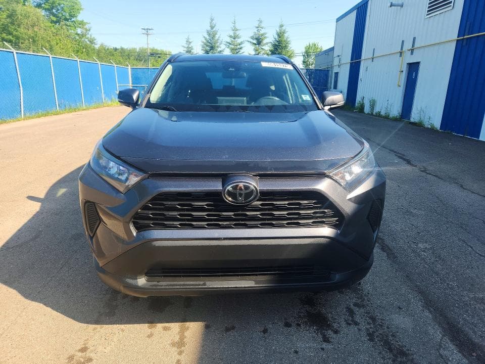 2020 TOYOTA RAV4 LE 5