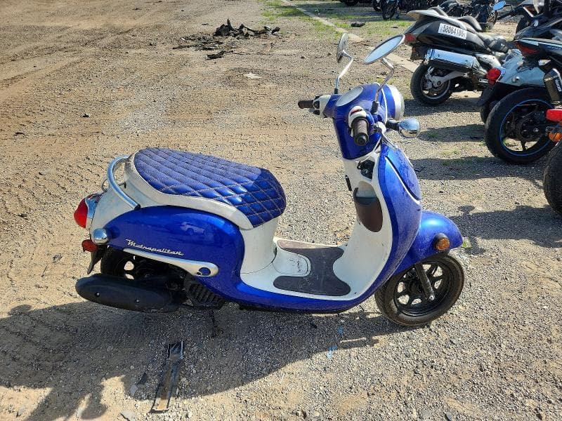 2023 HONDA NCW50 - 1