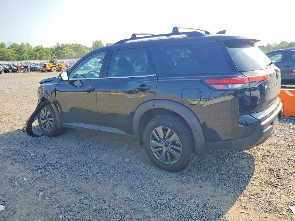 2025 NISSAN PATHFINDER SV 2