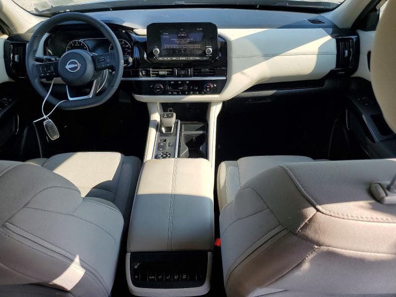 2025 NISSAN PATHFINDER SV 8