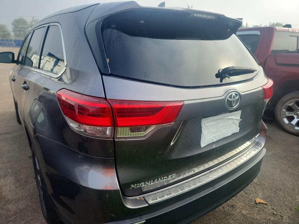 2019 TOYOTA HIGHLANDER XLE XLE 6
