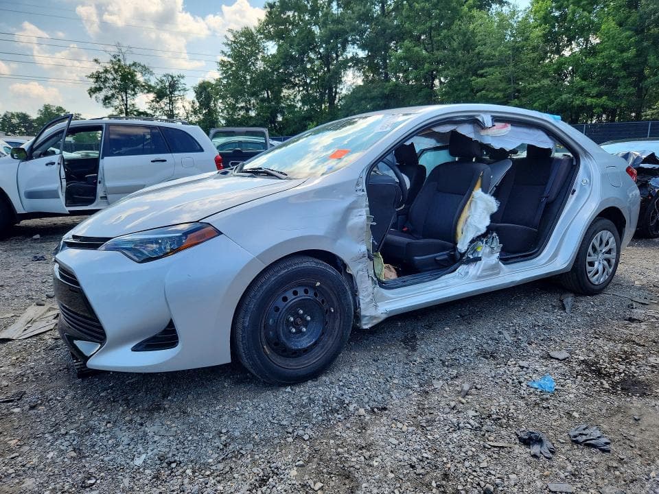 2017 TOYOTA COROLLA LE - 1