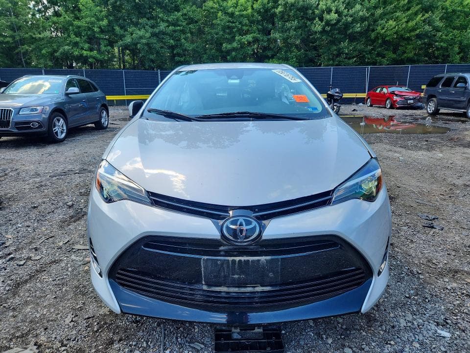 2017 TOYOTA COROLLA LE 5
