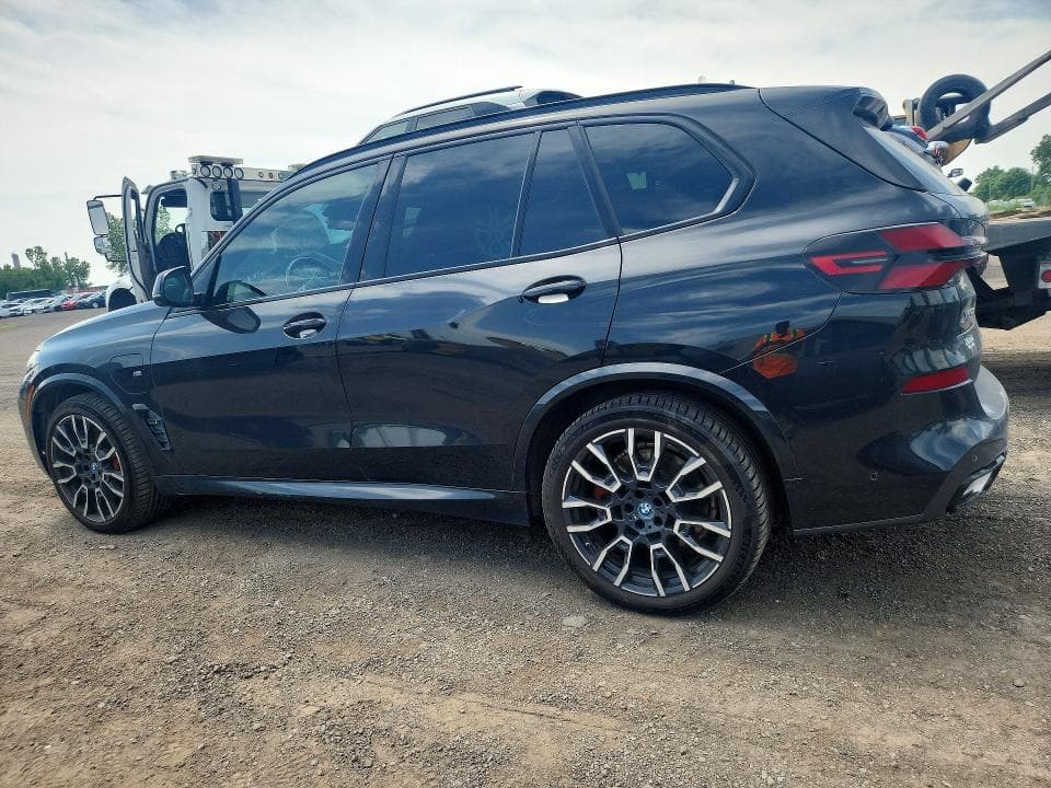 2024 BMW X5 XDRIVE50E 2