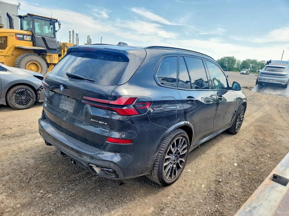 2024 BMW X5 XDRIVE50E 3