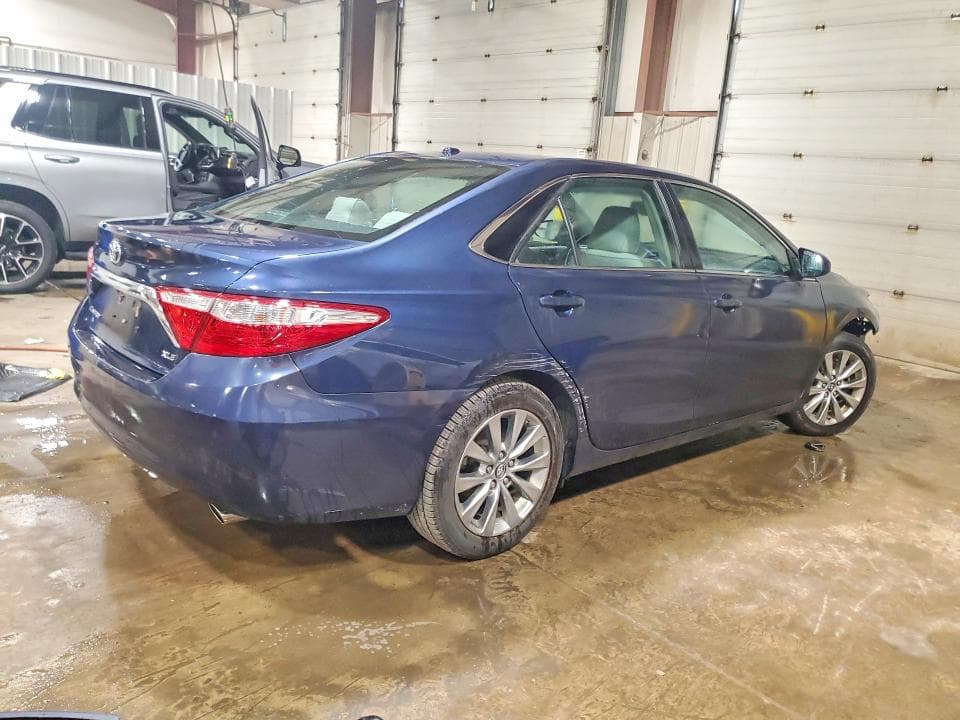 2017 TOYOTA CAMRY XLE XLE 3