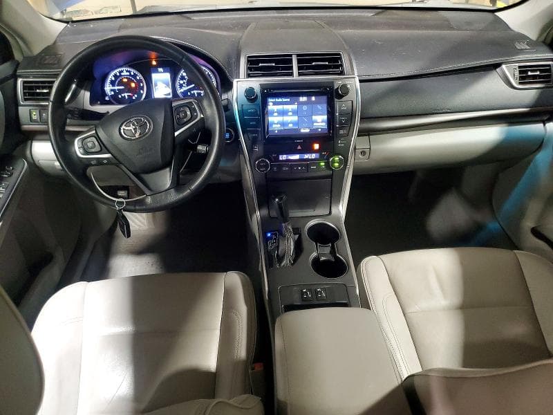 2017 TOYOTA CAMRY XLE XLE 8
