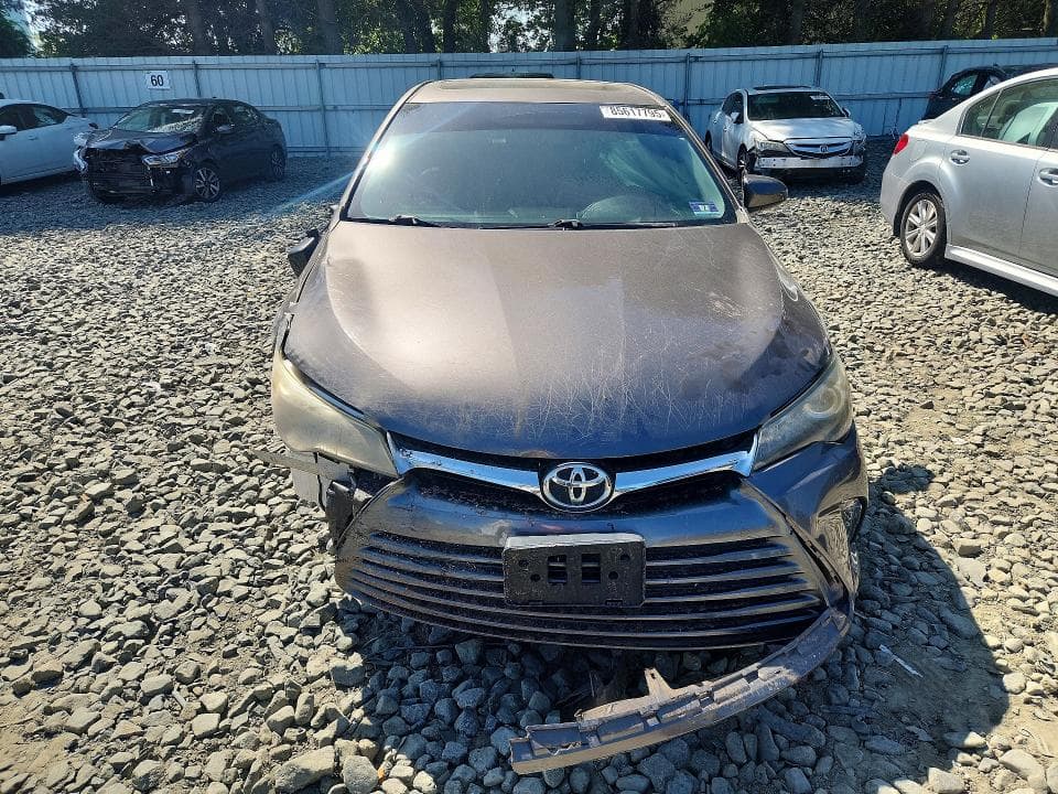 2017 TOYOTA CAMRY XLE 5