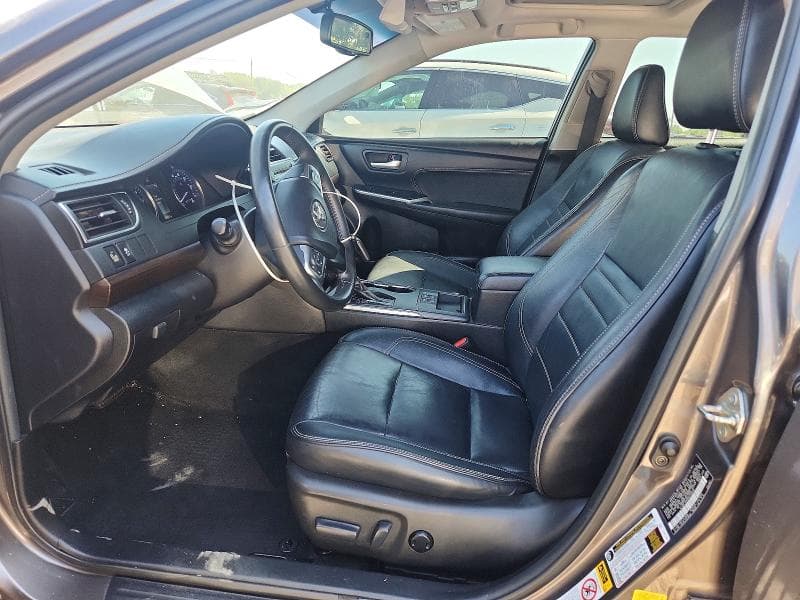 2017 TOYOTA CAMRY XLE 7