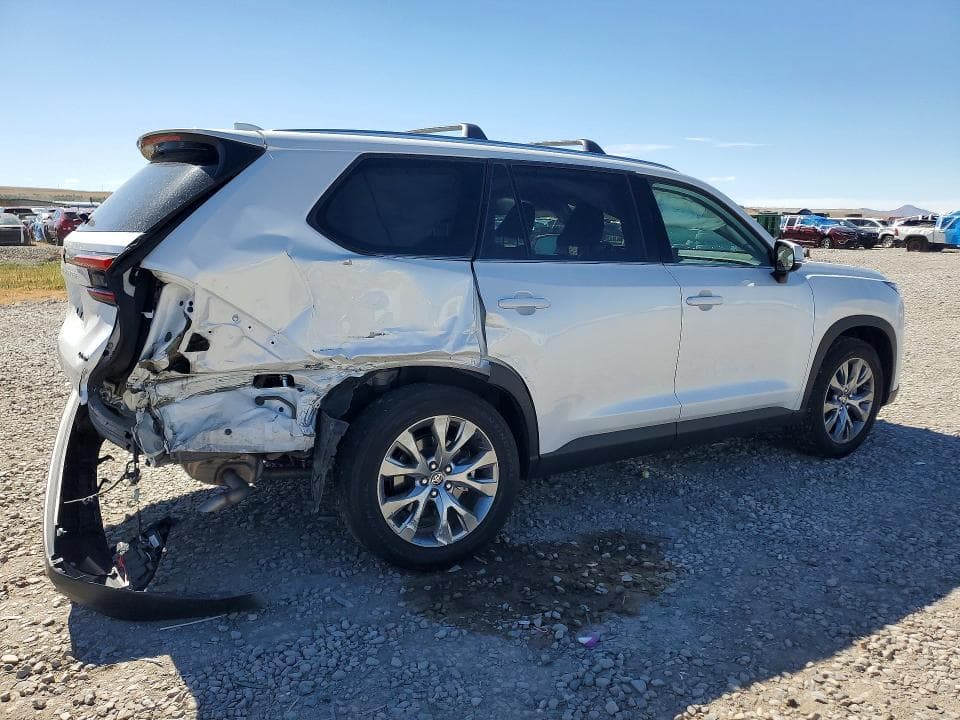 2024 TOYOTA GRAND HIGHLANDER LIMITED 3