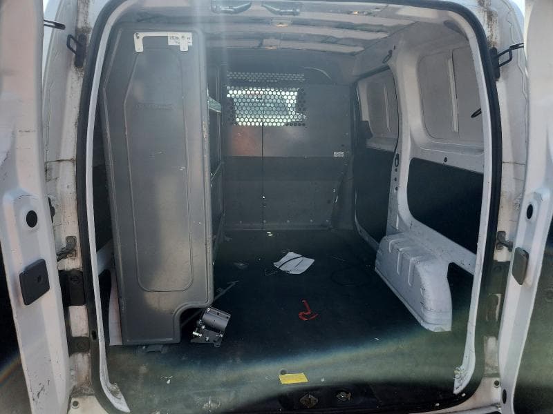 2020 NISSAN NV200 SV 10
