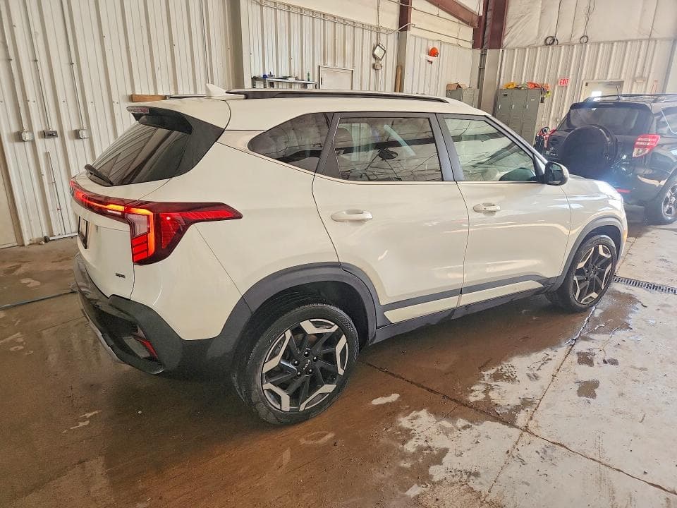 2024 KIA SELTOS SX 3