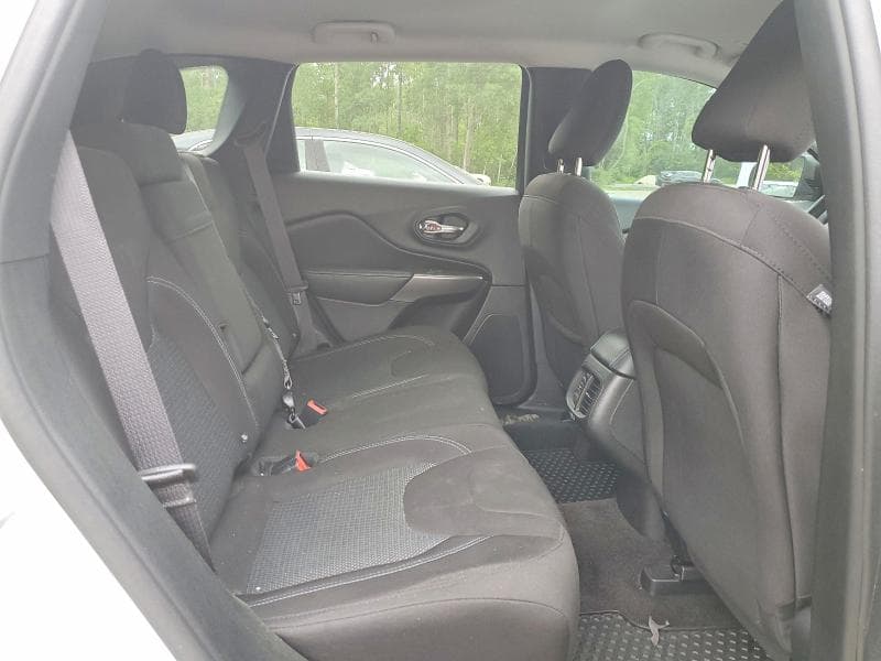 2019 JEEP CHEROKEE SPORT 10