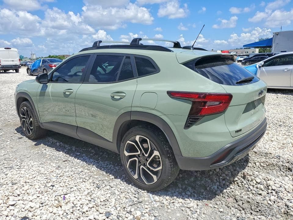 2024 CHEVROLET TRAX 2RS 2
