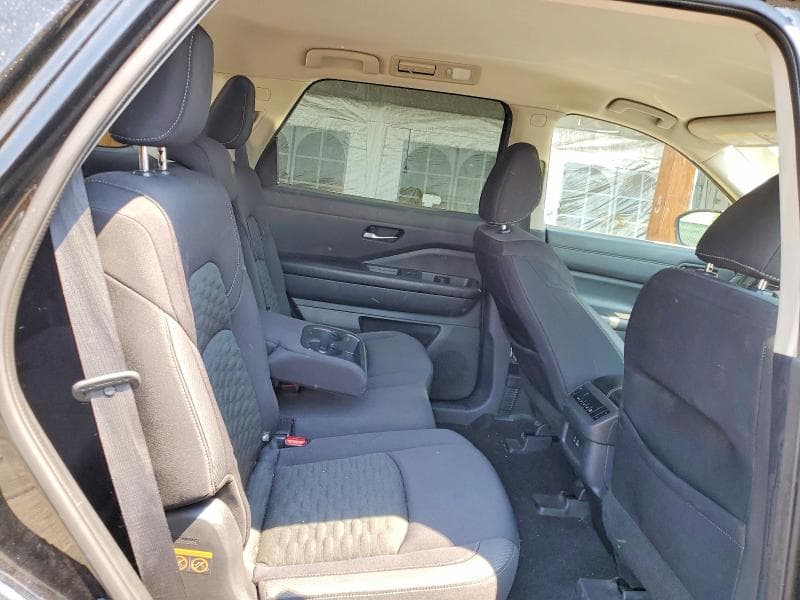 2022 NISSAN PATHFINDER S 10
