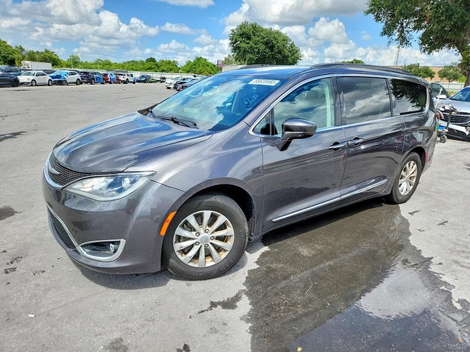 2017 CHRYSLER PACIFICA TOURING L - 1