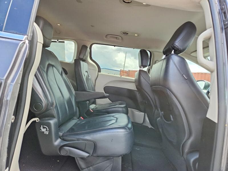 2017 CHRYSLER PACIFICA TOURING L 11