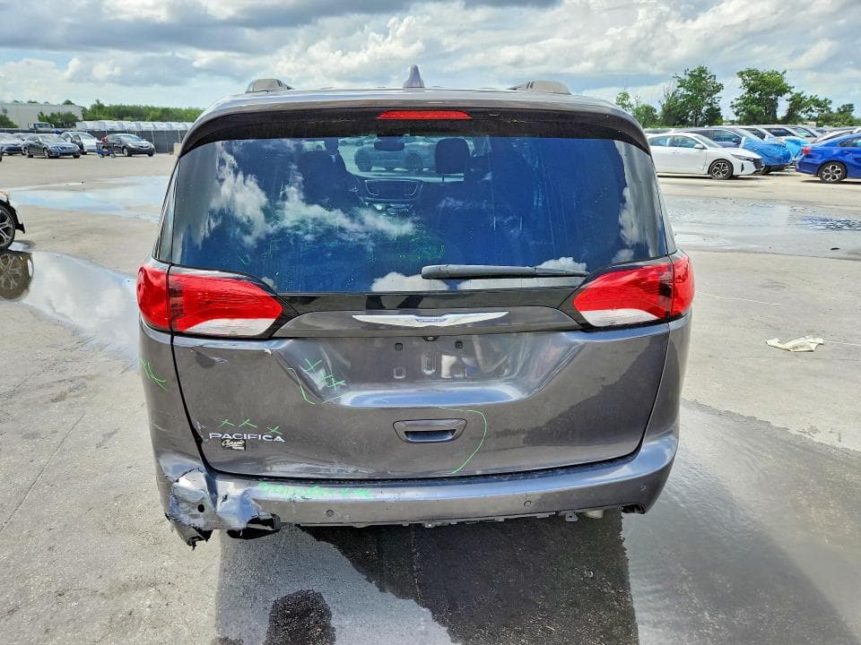 2017 CHRYSLER PACIFICA TOURING L 6