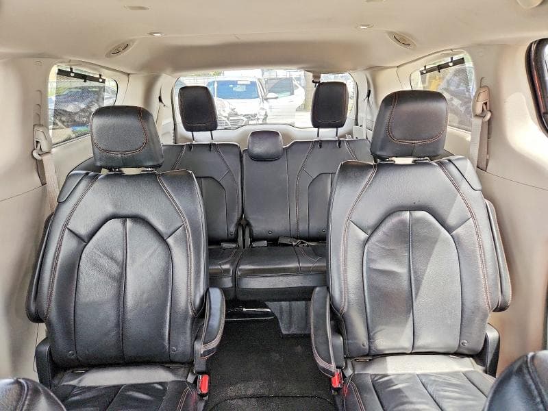 2017 CHRYSLER PACIFICA TOURING L 10
