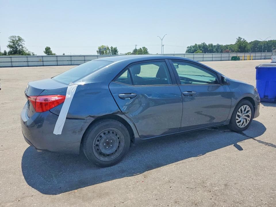 2019 TOYOTA COROLLA LE LE 3