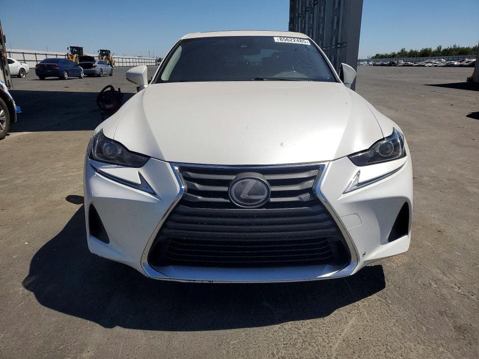 2017 LEXUS IS 200T 5