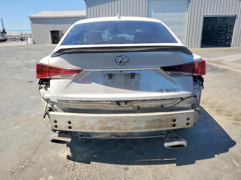 2017 LEXUS IS 200T 6